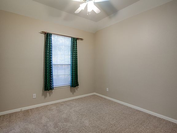 4th image of 2221 Briary Trace Ct