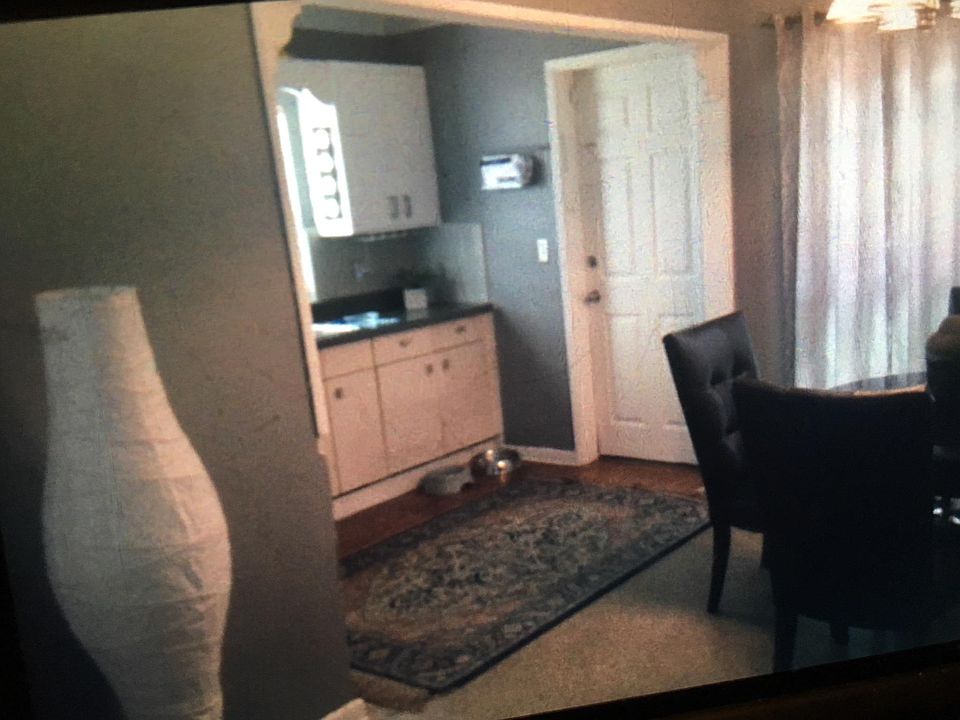2nd image of 1532 NW 7th Ave