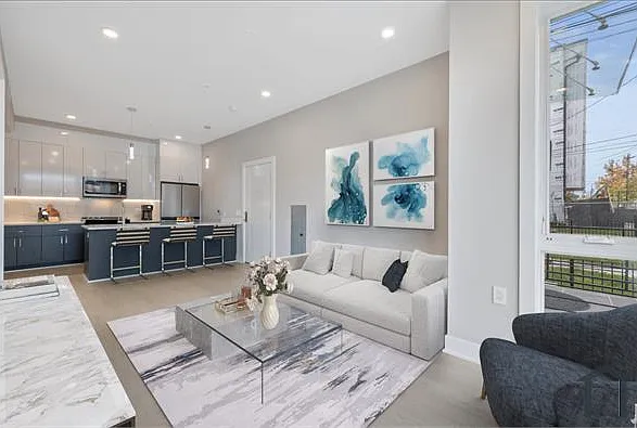 1 bed, $2,750 — Photo 1