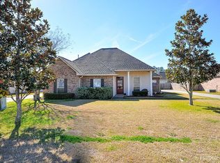 12383 Highland Dr, Geismar, LA 70734