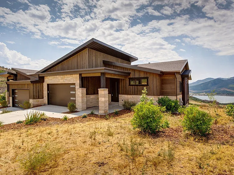 11091 N Shoreline Dr — Photo 32