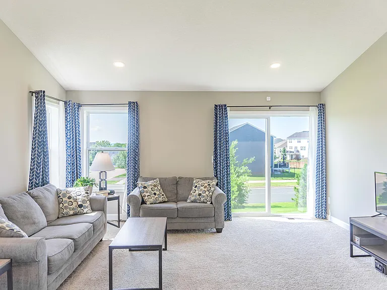 1430 Nutmeg Cir — Photo 20