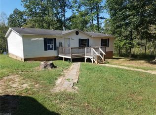 1166 Foggy Mountain Rd, Asheboro, NC 27205