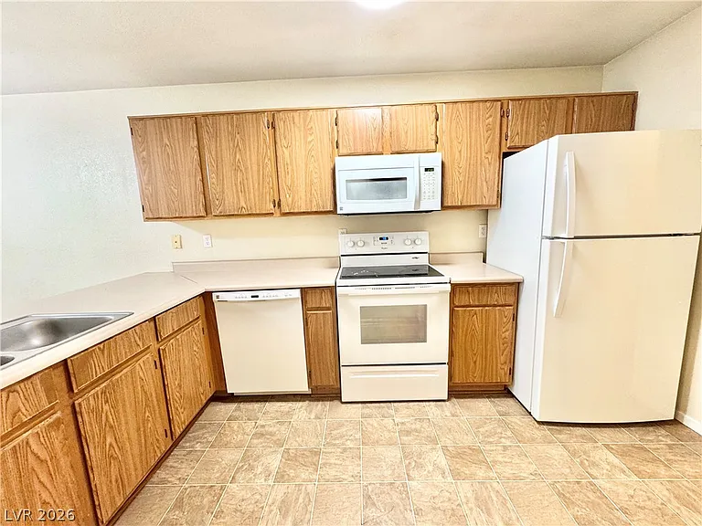 1800 E Ambush St #5 — Photo 4
