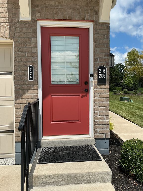 226 Old Pond Rd - Property Image