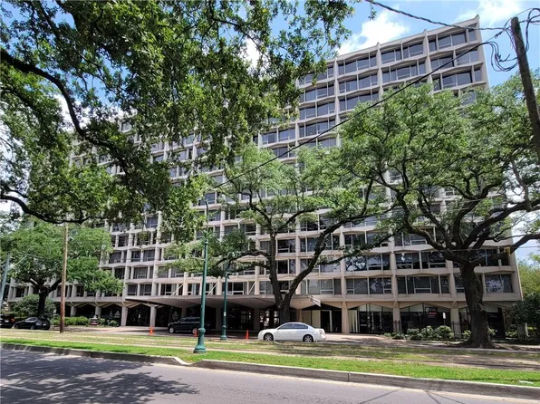 2100 Saint Charles Ave APT 6A, New Orleans, LA 70130