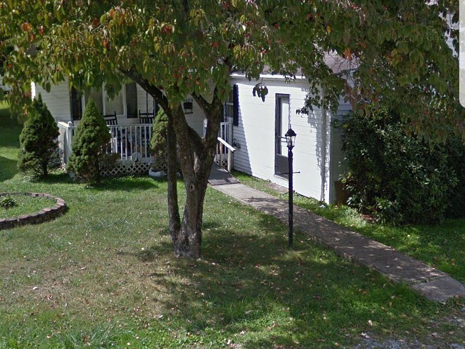 2nd image of 4409 Venable Ave SE