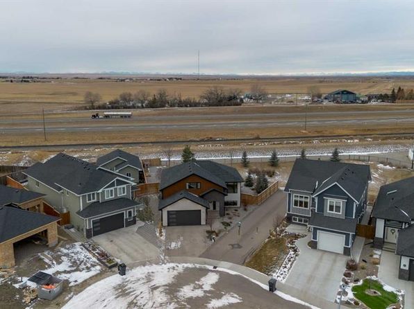 200 NE Greenwood Rd, Coalhurst, AB T0L 0V2