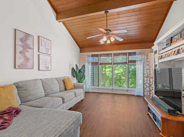 90 Silver Point Dr Unit 4, Mount Ida, AR 71957