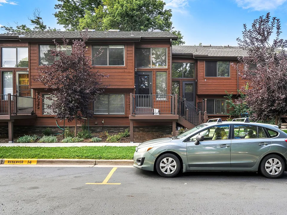 2633 Juniper Ave #2633