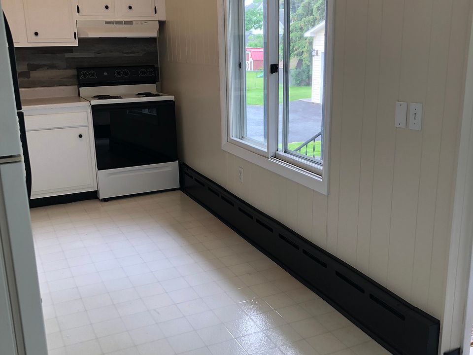 7 Evans St Auburn NY Zillow