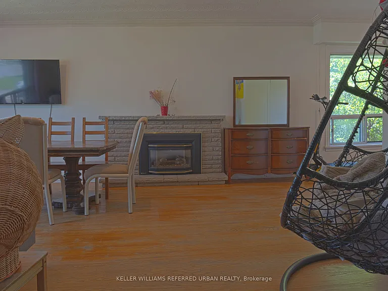 153 Newton Dr — Photo 20