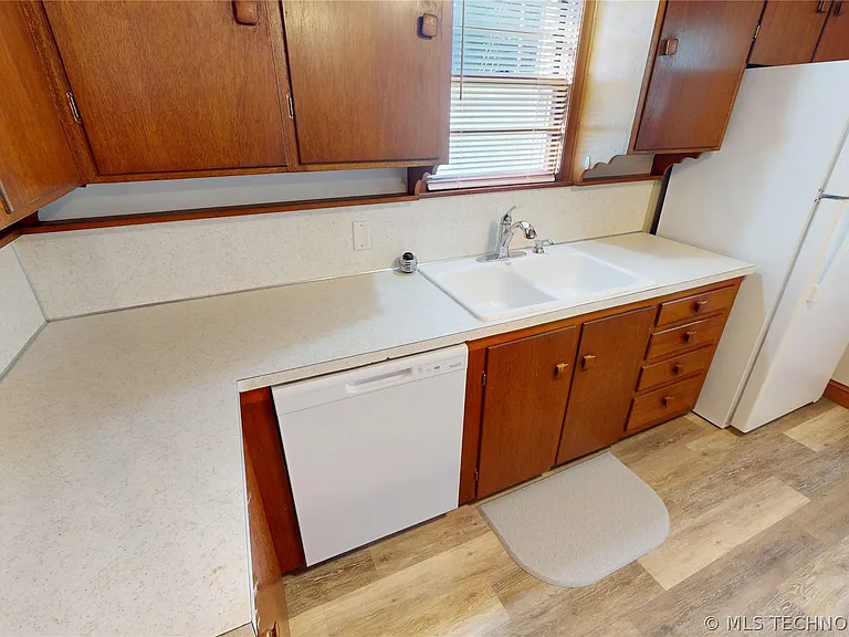 4103 S 38th West Ave — Photo 10