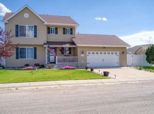 609 Express Dr, Gillette, WY 82718