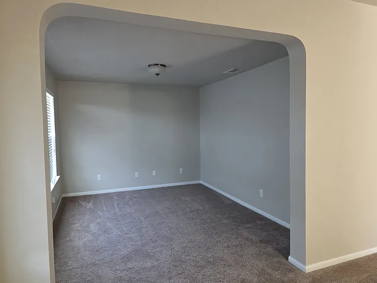 423 Wrought Iron Dr — Photo 4