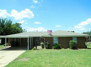 209 15th Ave NW, Ardmore, OK 73401