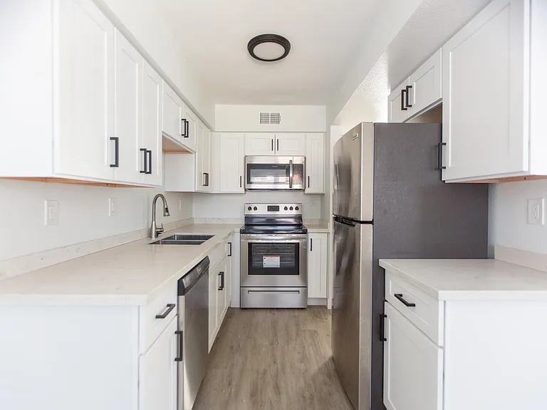 2026 S Hammond Dr — Photo 12