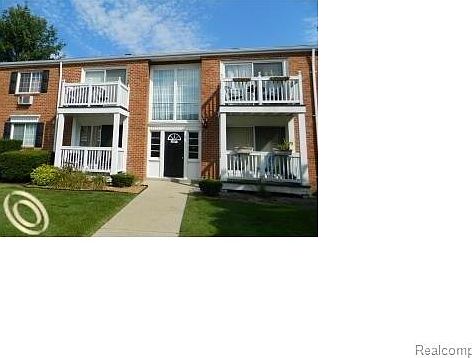 1st image of 2405 Torquay Ave APT 214