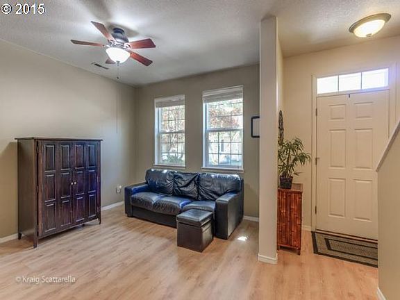 3rd image of 6045 NE Alder St