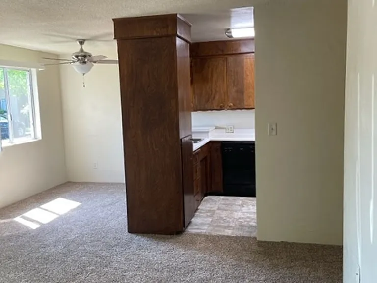 6244 Westside Rd — Photo 4