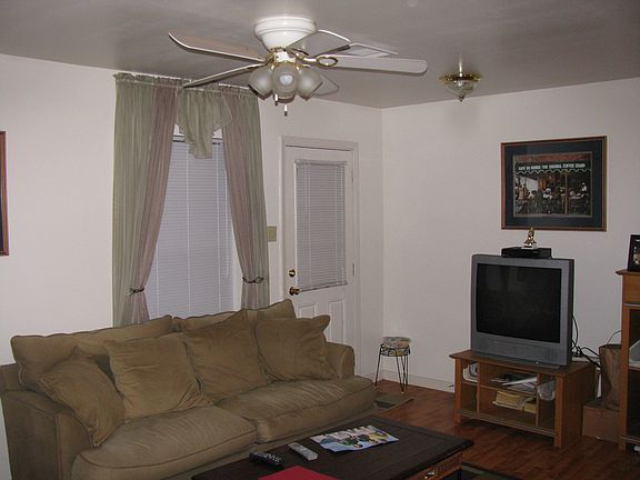 2nd image of 2621 Saint Joseph St