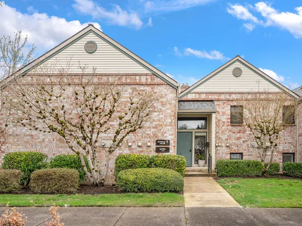 16146 SW 130th Ter APT 4, Tigard, OR 97224