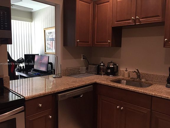 3rd image of 17560 Atlantic Blvd APT 214