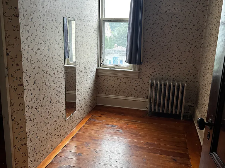 118 Franklin St #2 — Photo 8