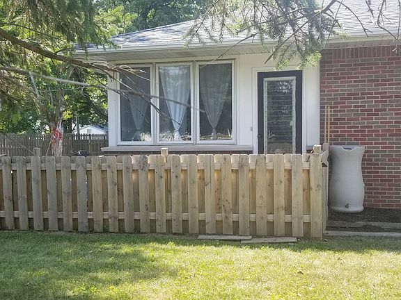 5th image of 133 Evergreen Dr