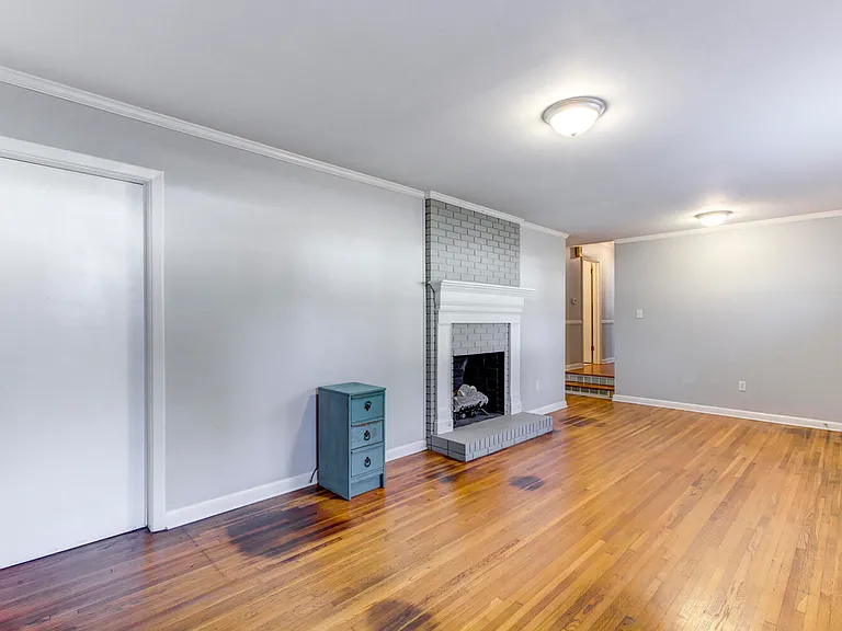 1213 Park Ave — Photo 7