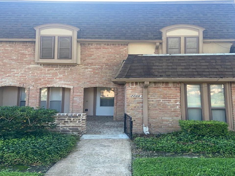 1st image of 2606 Princess Ln