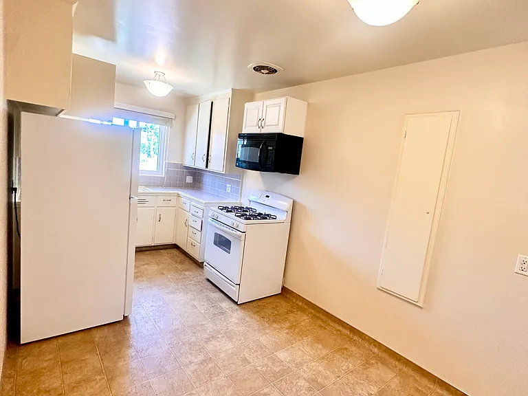 780 Arbor Rd #4 — Photo 7