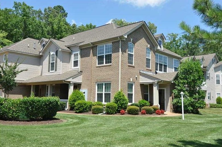 1st image of 2711 Browning Dr