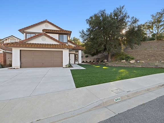 3rd image of 26916 Lost Oak Ct