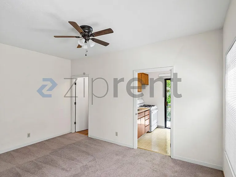 1315 Spruce St #1 — Photo 10