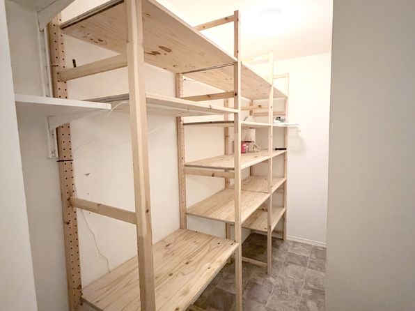 2 bedroom rental in Coquitlam — photo 3