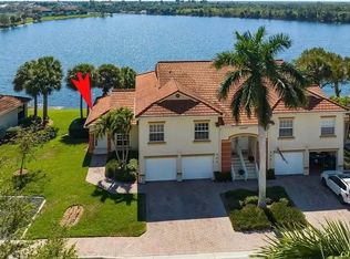 25057 Peacock Ln APT 101, Naples, FL 34114