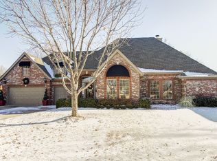 8723 S Delaware Pl, Tulsa, OK 74137