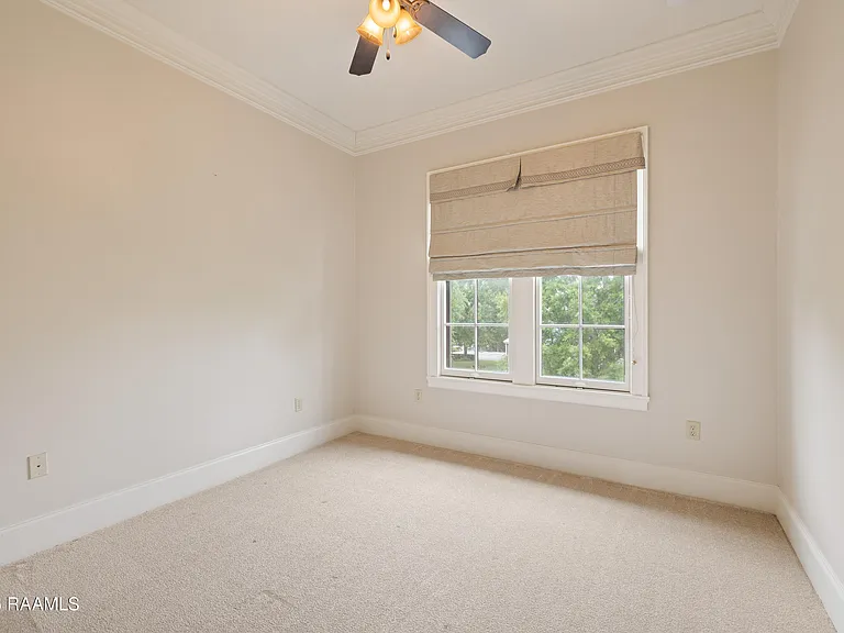 605 Silverstone Rd #205B — Photo 26