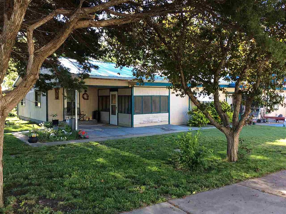 1st image of 437 Circle Dr