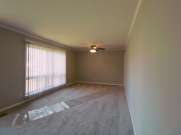 4th image of 1205 Echo Dr