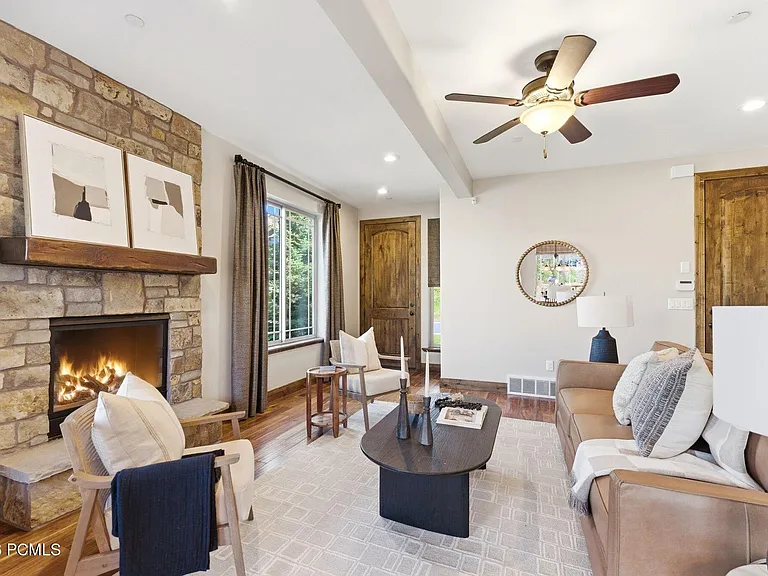 3286 Lower Saddleback Rd — Photo 11