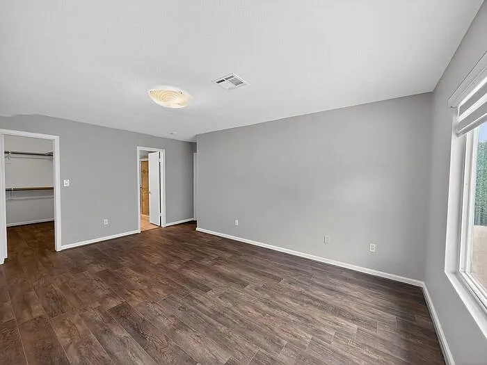 541 S Fir St — Photo 37