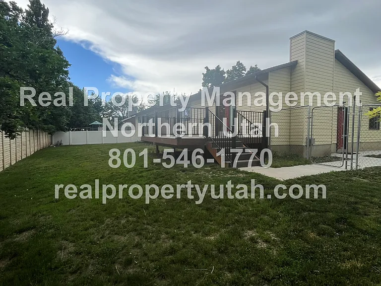 1651 W 1290 N — Photo 21
