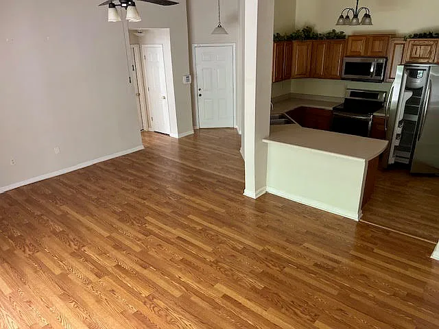 180 Wexford Dr — Photo 9