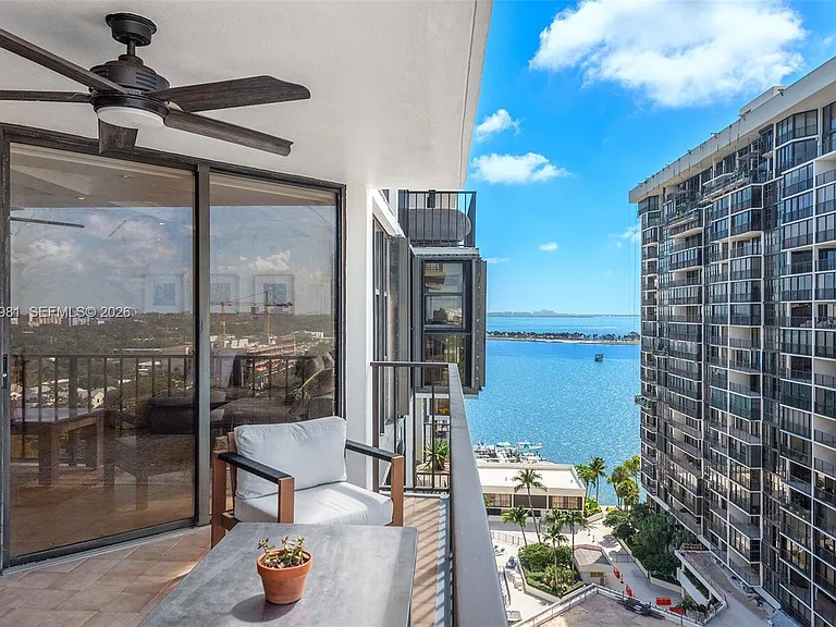 1915 Brickell Ave #C1612 — Photo 31
