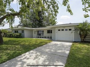 2440 Parson Ln, Sarasota, FL 34239