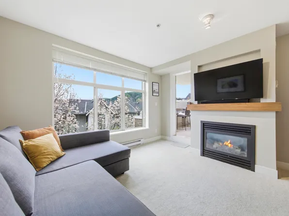 1211 Village Green Way #319, Squamish, BC V8B 0R7