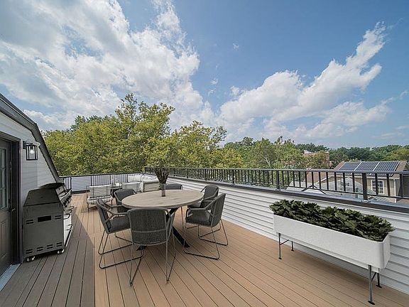 2nd image of 44 Gautier Ave #1