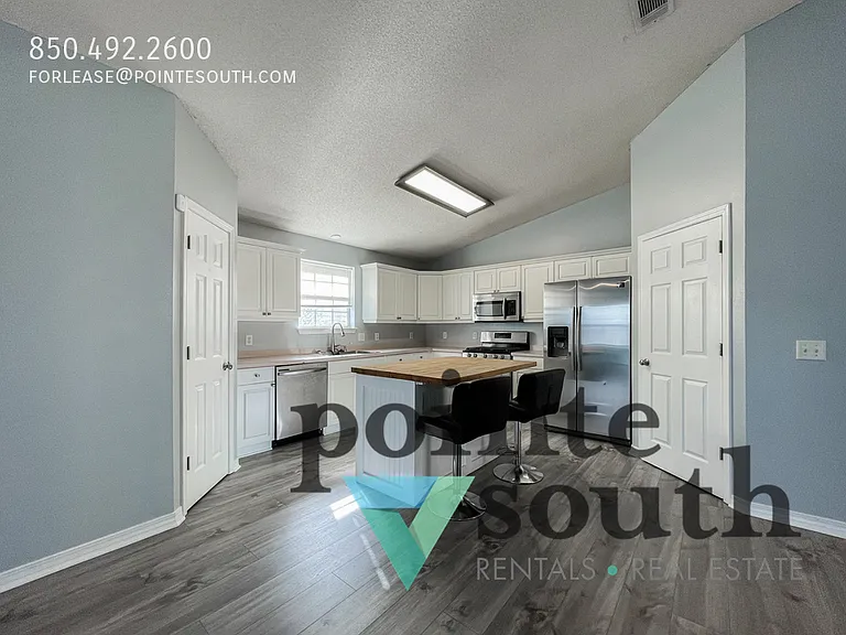 209 Staysail St — Photo 10